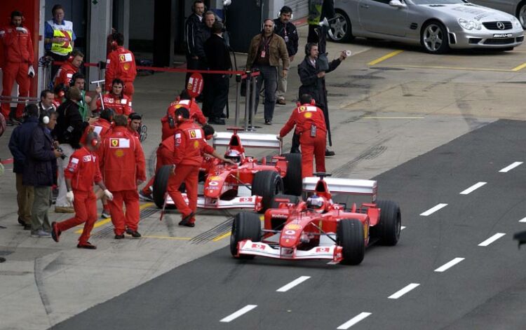 The Ferrari's of Michael Schumacher and Rubens Barrichello in the pits during qualifying