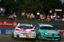 click here to view this 2002 Pearle Alfa 147 Challenge image in high resolution